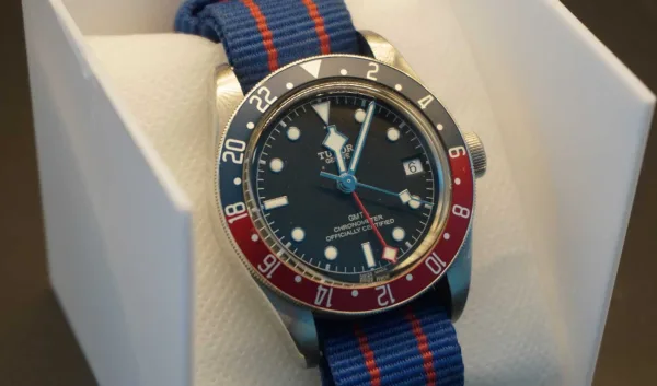 Tudor Geneve · RELOJ ANALÓGICO — Tudor Geneve. Caja metalica de 41mm ... (S — imagen 1