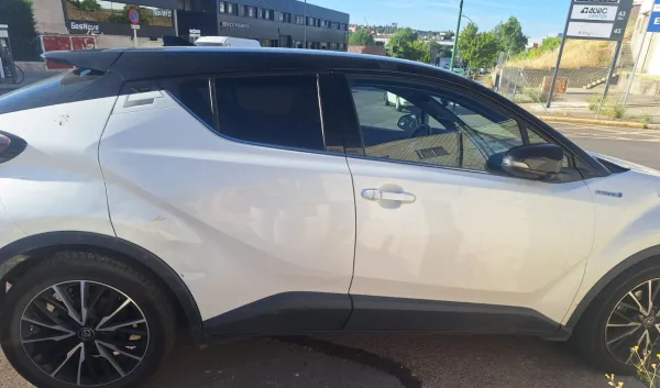 L7- VEHÍCULO TOYOTA CHR 2265KHR — imagen 1