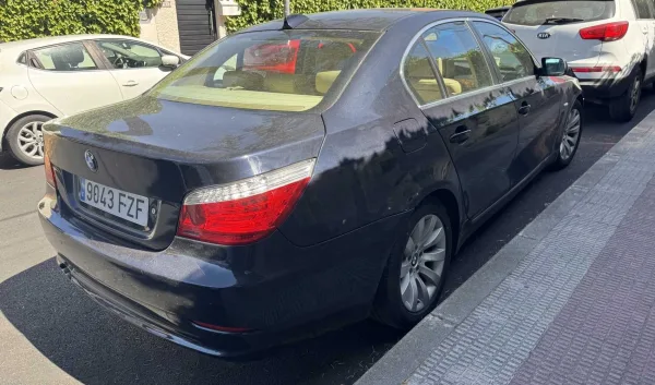 L9-VEHÍCULO BMW BERLINA 9043FZFB — imagen 2