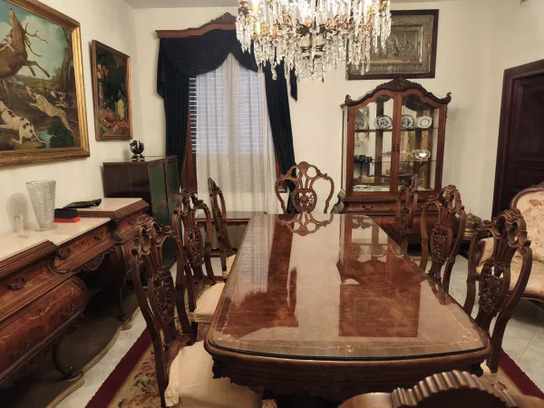 Mobiliario de comedor y dormitorio — imagen 3