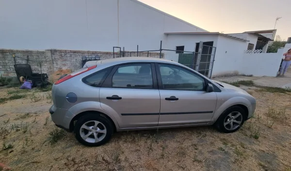 FORD FOCUS 5611DHD — imagen 1