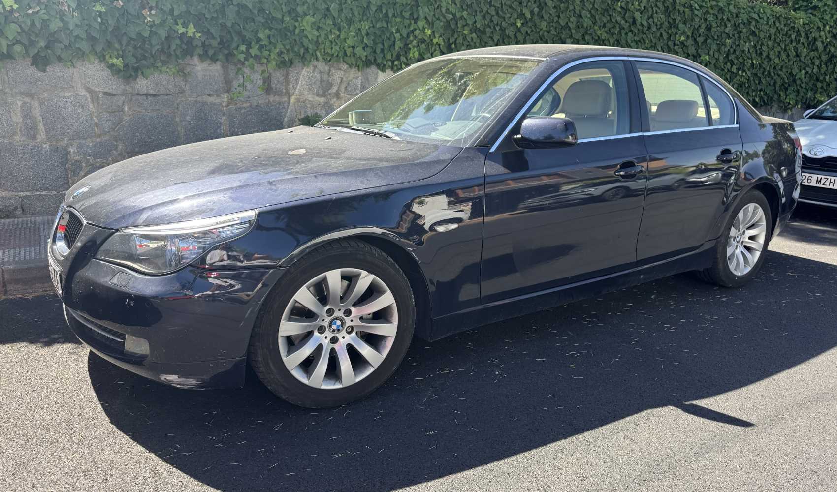 L9-VEHÍCULO BMW BERLINA 9043FZFB