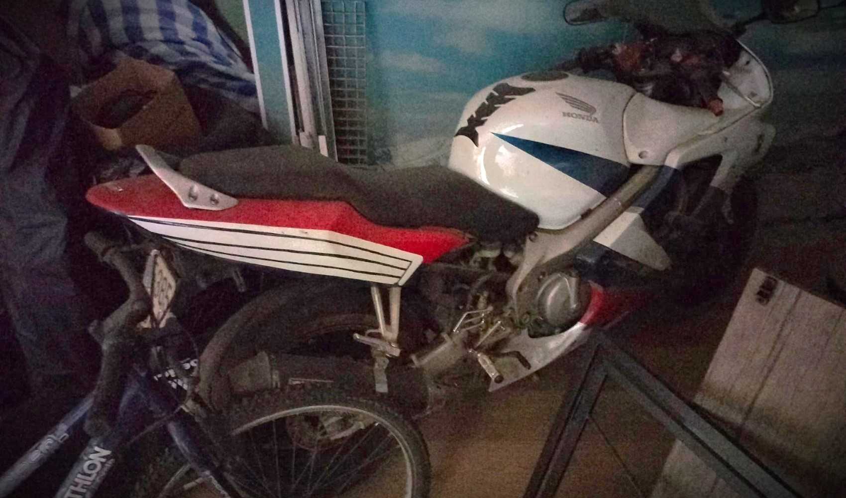 L4 - HONDA CBR 600F - 5385BLN