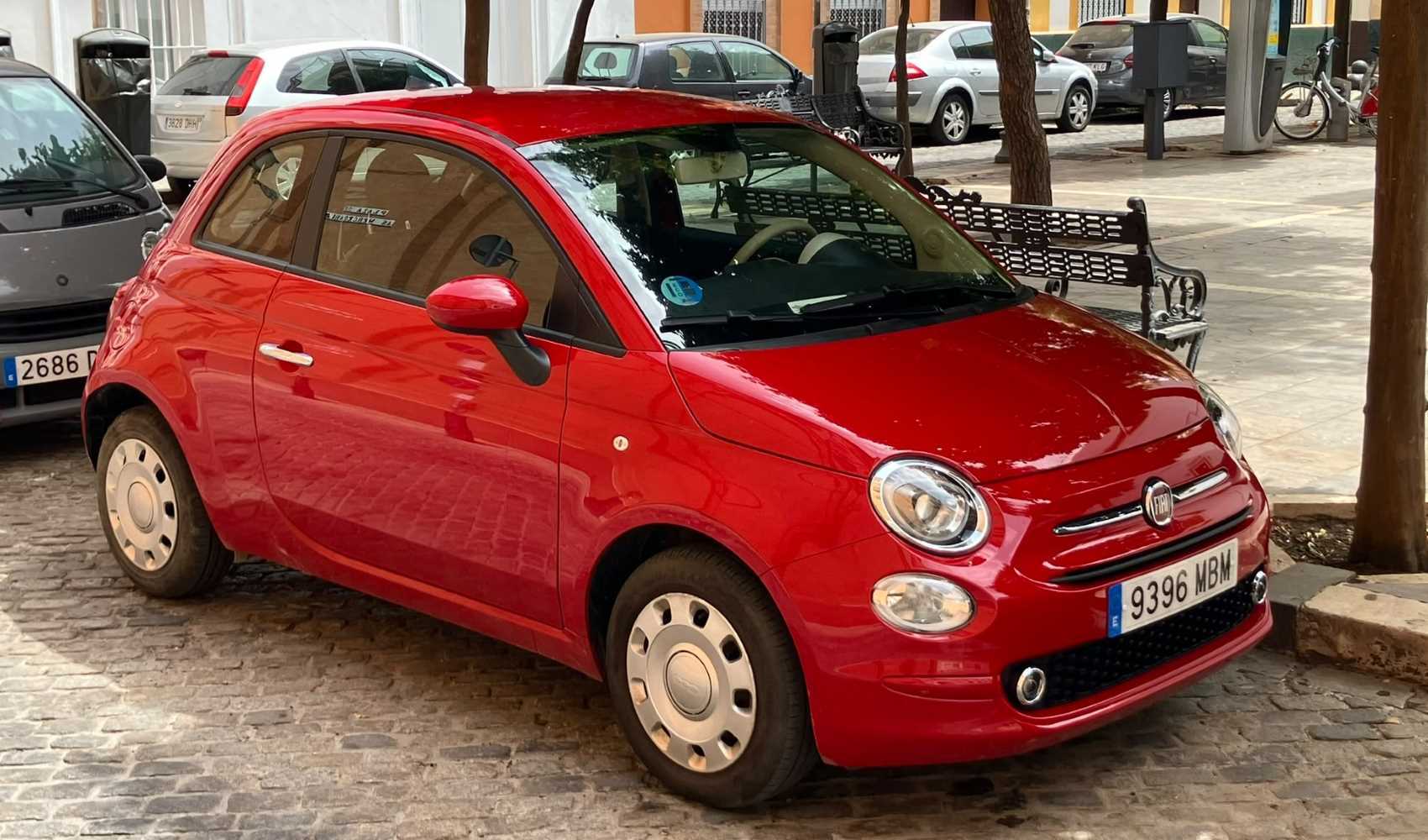 VEHÍCULO FIAT 500 - 9396MBM