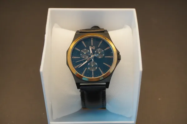 Lote de 10 · Relojes · RELOJES ANALÓGICOS — imagen 1