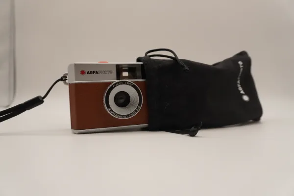 Lote de 2 · Fotografía · COMPACTAS — imagen 2