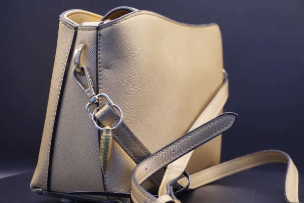 Michael Kors · ACCESORIOS — Bolso bandolera Michael Ko… (SUB26-ACC-011-001) — imagen 2