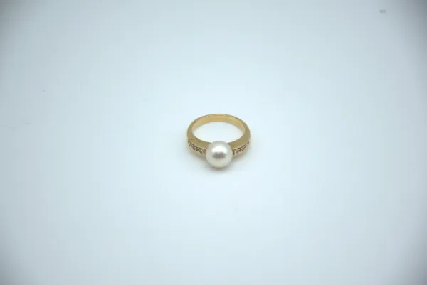 SIN MARCA · PERLAS — Anillos perlas con brillantes oro… (SUB26-PER-012-005) — imagen 1