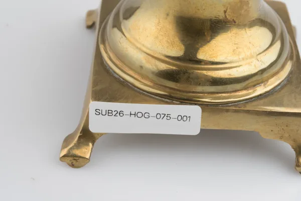 DECORACIÓN Y HOGAR — Samovar ruso antiguo de metal dor… (SUB26-HOG-075-001) — imagen 3