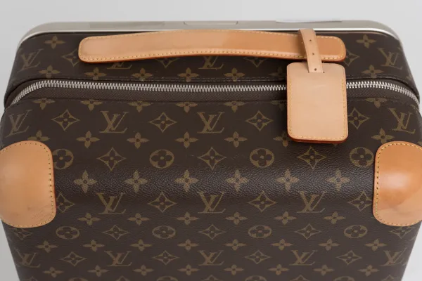 Louis Vuitton · ACCESORIOS — Maleta Louis Vuitton (SUB26-ACC-018-001) — imagen 4