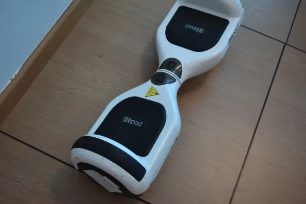 FlowPad · VARIOS — HoverBoards color blanco. No incluy… (SUB26-VAR-023-001) — imagen 1