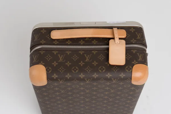 Louis Vuitton · ACCESORIOS — Maleta Louis Vuitton (SUB26-ACC-018-001) — imagen 3