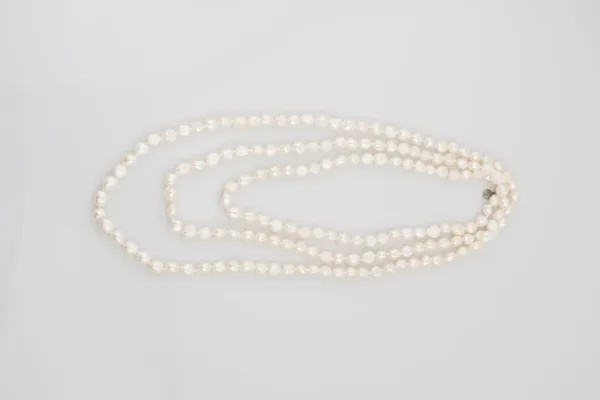 VINCENT PEACH · PERLAS — Collares Largo de perlas (SUB26-PER-002-001) — imagen 1