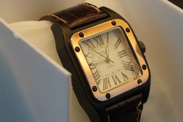 Lote de 10 · Relojes · RELOJES ANALÓGICOS — imagen 4