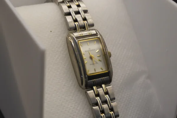 Lote de 4 · Relojes · RELOJES ANALÓGICOS — imagen 4
