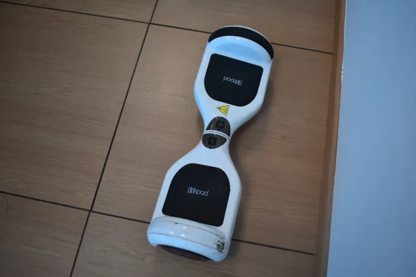 FlowPad · VARIOS — HoverBoards color blanco. No incluy… (SUB26-VAR-023-001) — imagen 3