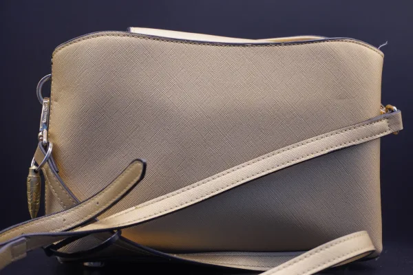 Michael Kors · ACCESORIOS — Bolso bandolera Michael Ko… (SUB26-ACC-011-001) — imagen 3