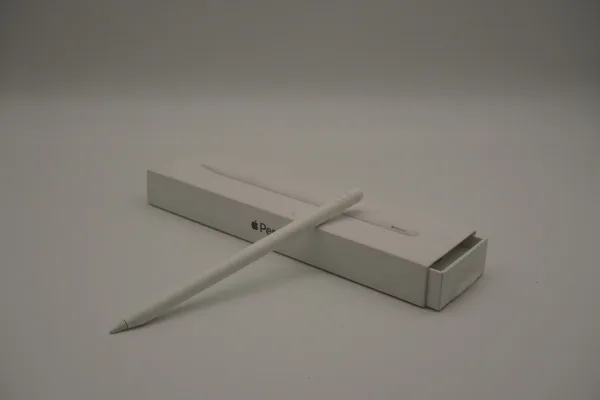 Apple · OTROS — Pencil apple nuevo (SUB26-INF-041-001) — imagen 1