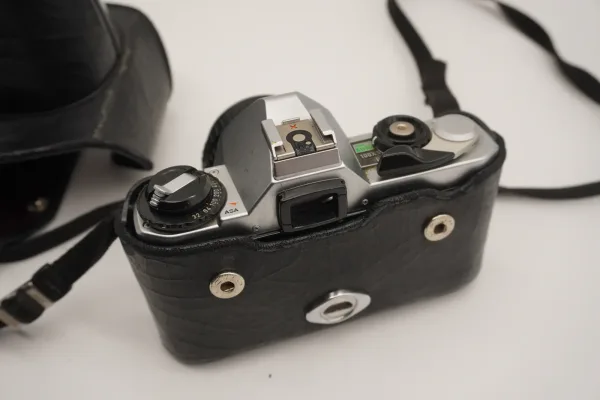 PENTAX · CÁMARAS — Cámara PENTAX MG con funda rígida c… (SUB26-FOT-009-001) — imagen 4