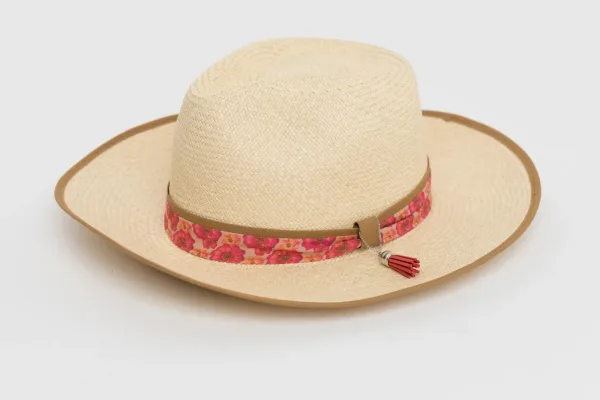 Museo del sombrero de Ecuador · ACCESORIOS — Sombrero … (SUB26-ACC-029-001) — imagen 2