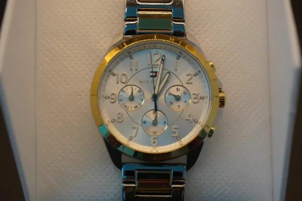 Lote de 10 · Relojes · RELOJES ANALÓGICOS — imagen 3