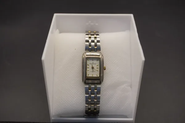 Lote de 4 · Relojes · RELOJES ANALÓGICOS — imagen 1