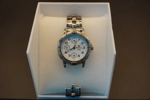 Lote de 4 · Relojes · RELOJES ANALÓGICOS — imagen 2
