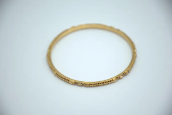SIN MARCA · PULSERAS — Rígidas fina con diseño 65mm 18… (SUB26-ORO-001-042) — imagen 1