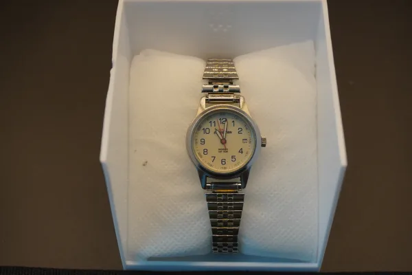 Lote de 10 · Relojes · RELOJES ANALÓGICOS — imagen 2