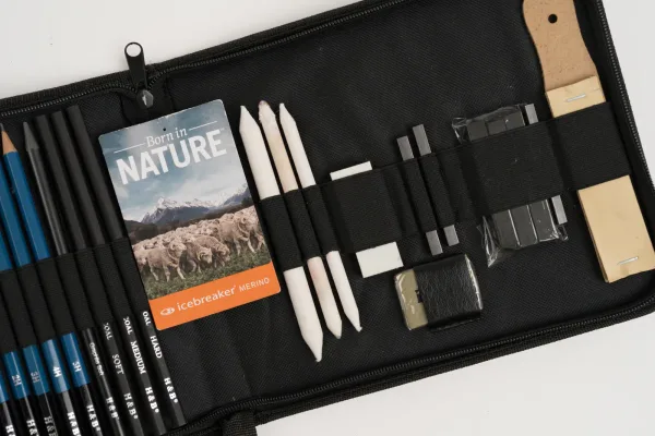 H&B · VARIOS — Estuche de dibujo H&B TM (SUB26-VAR-018-001) — imagen 1