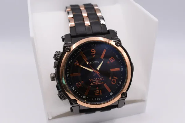 Lote de 9 · Relojes · RELOJES ANALÓGICOS — imagen 3