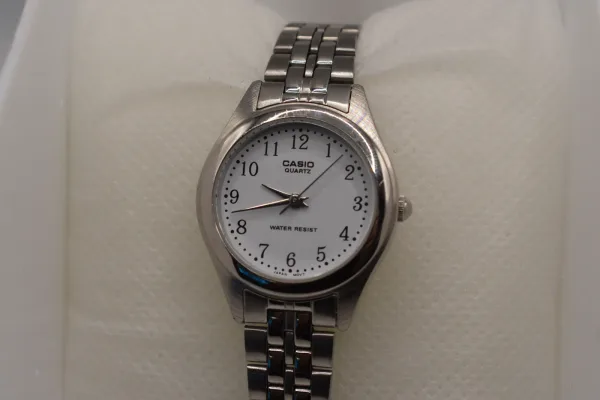 Lote de 10 · Relojes · RELOJES ANALÓGICOS — imagen 3