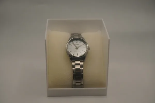 Lote de 10 · Relojes · RELOJES ANALÓGICOS — imagen 2