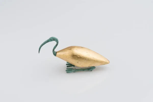 DECORACIÓN Y HOGAR — Figura decorativa Ibis Sagrado (SUB26-HOG-028-001) — imagen 1