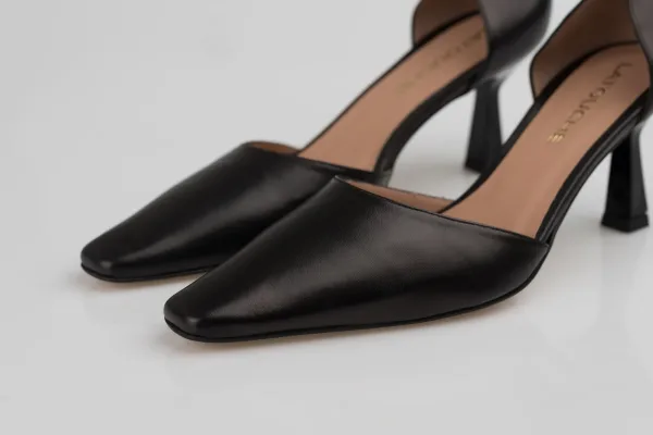 Latouche · VESTIMENTA — Zapatos de tacón Latouche mode… (SUB26-VES-036-001) — imagen 2