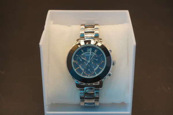 Lote de 2 · Relojes · RELOJES ANALÓGICOS — imagen 2