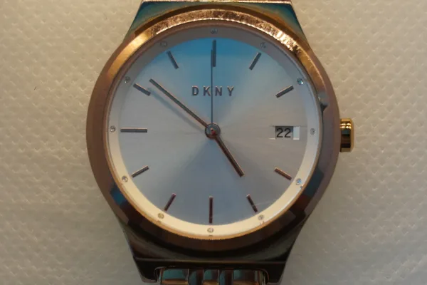 Lote de 4 · Relojes · RELOJES ANALÓGICOS — imagen 2