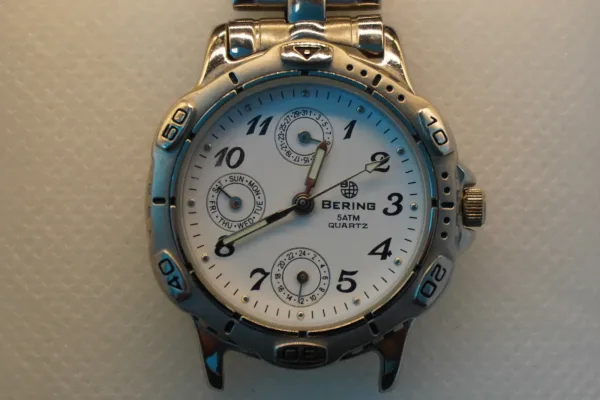 Lote de 4 · Relojes · RELOJES ANALÓGICOS — imagen 3