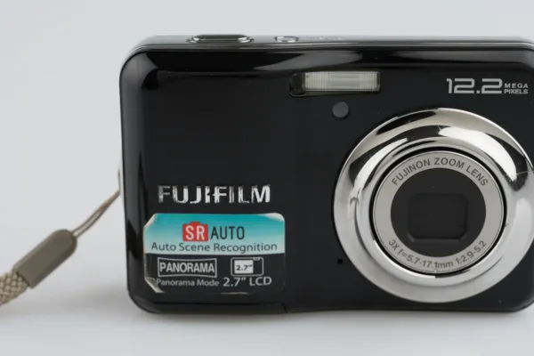 Lote de 2 · Fotografía · COMPACTAS — imagen 1