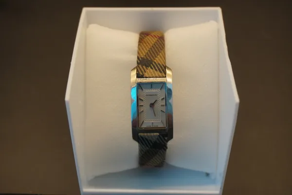 Lote de 5 · Relojes · RELOJES ANALÓGICOS — imagen 2