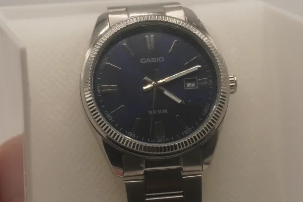 Lote de 10 · Relojes · RELOJES ANALÓGICOS — imagen 1