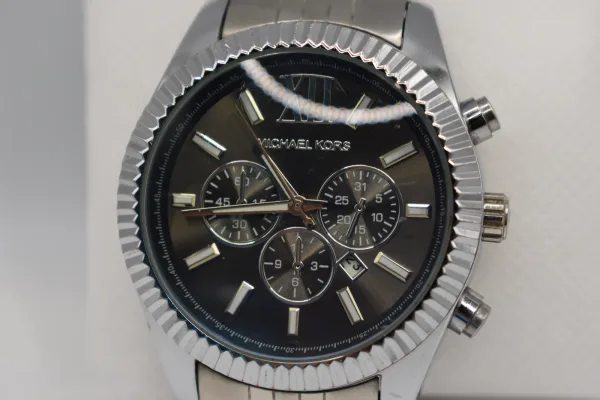 Lote de 10 · Relojes · RELOJES ANALÓGICOS — imagen 3