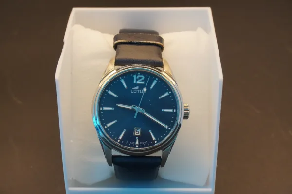 Lote de 2 · Relojes · RELOJES ANALÓGICOS — imagen 1
