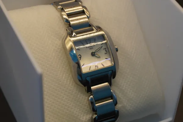 Lote de 6 · Relojes · RELOJES ANALÓGICOS — imagen 4