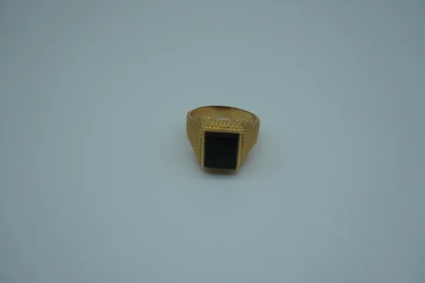 SIN MARCA · ANILLOS — Sellos piedra negra 21mm 18 ktes (SUB26-ORO-041-006) — imagen 1