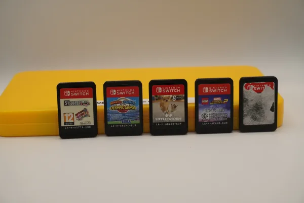 Nintendo · ACCESORIOS — 5 Cartuchos Nintendo Switch (i… (SUB26-CON-013-001) — imagen 1