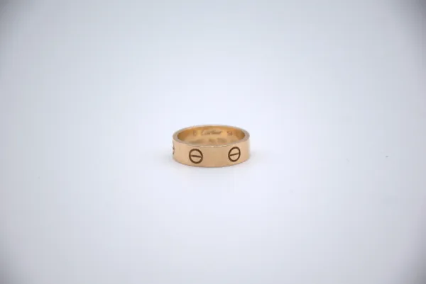 Cartier · ANILLOS — Alianzas grabado 19mm 18 KILATES (SUB26-ORO-037-027) — imagen 2