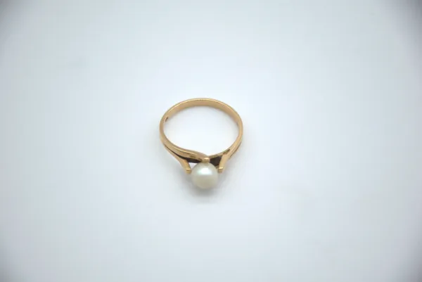 SIN MARCA · PERLAS — Anillos perlas oro 19mm 18 ktes (SUB26-PER-012-006) — imagen 2
