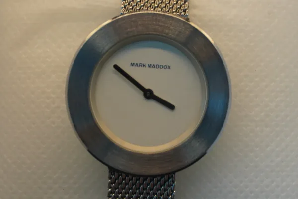 Lote de 4 · Relojes · RELOJES ANALÓGICOS — imagen 2