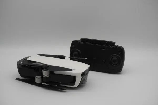 DJI · OTROS — DRON Mavic Air (SUB26-INF-030-001) — imagen 3